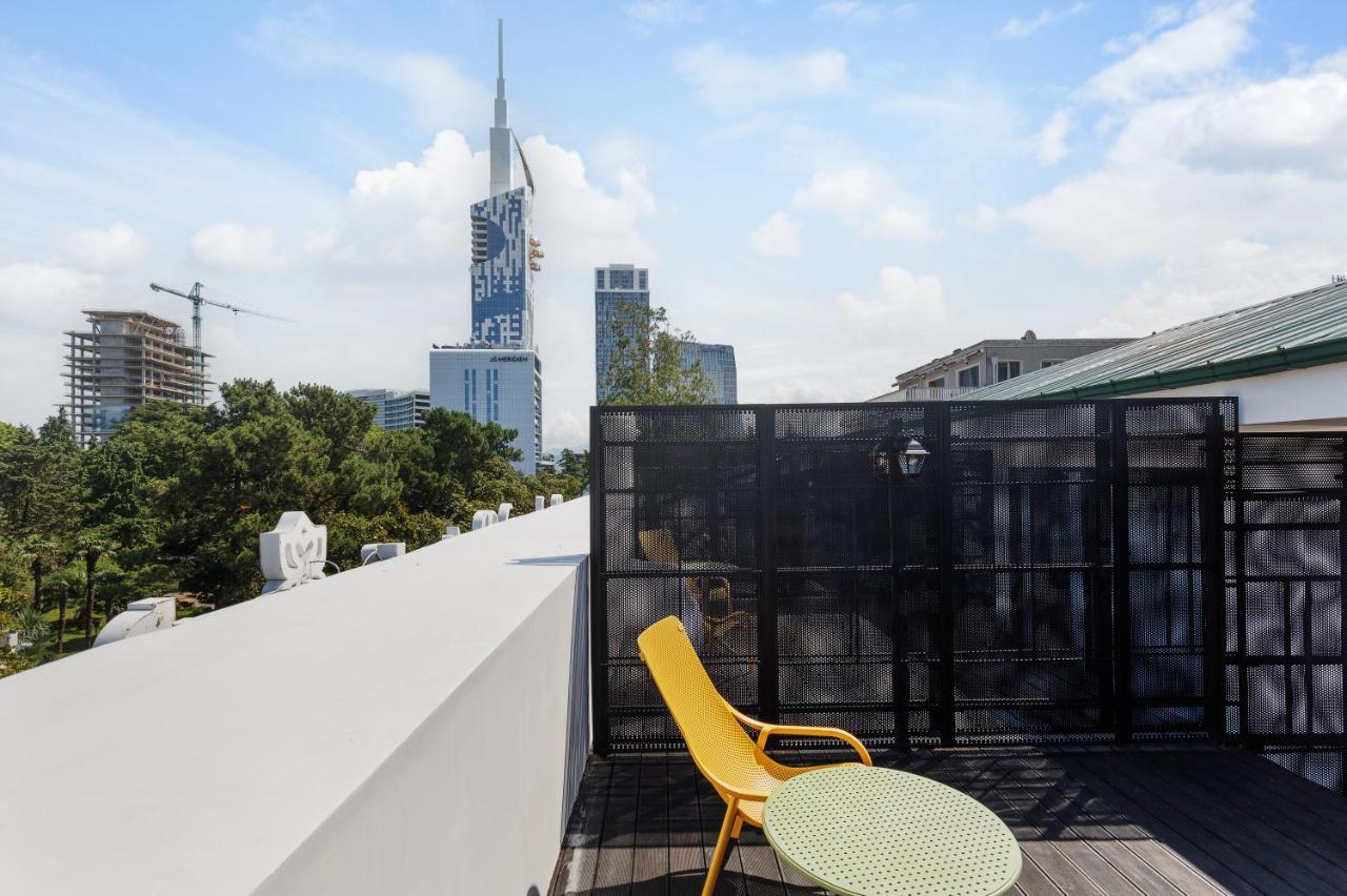 Boulevard Hotel