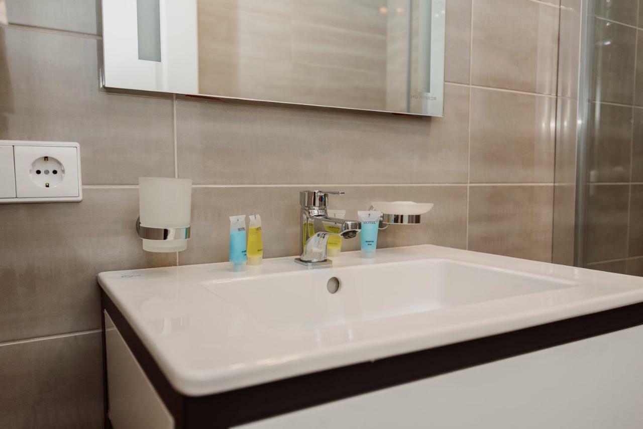 Boulevard Hotel 4*